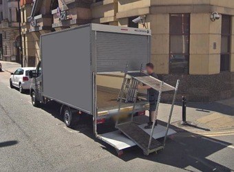 Tail lift van to nuremberg